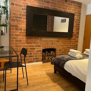 Stunning One B/r - Centre Leeds (West Yorkshire)